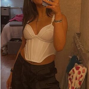 PrettyLittleThing White Crop Top